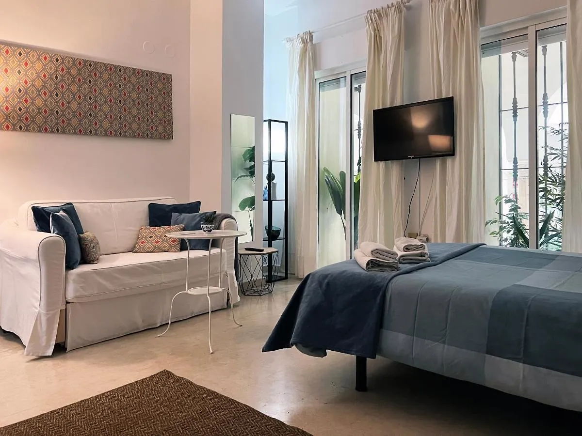 Estudio Suite San Vicente - Aloha Sevilla 0*, 세비야 스페인