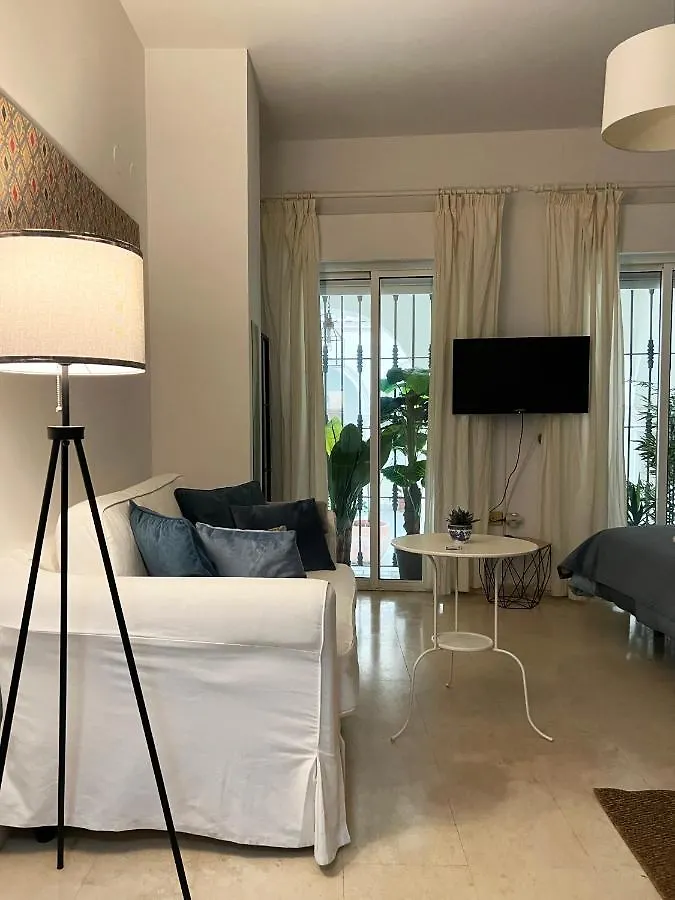 Estudio Suite San Vicente - Aloha Sevilla 아파트