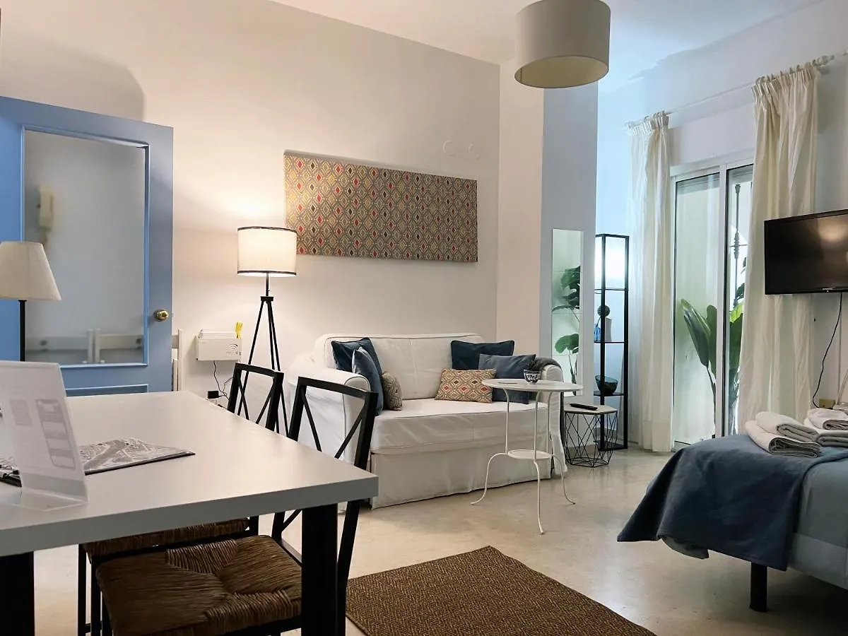 아파트 Estudio Suite San Vicente - Aloha Sevilla 스페인