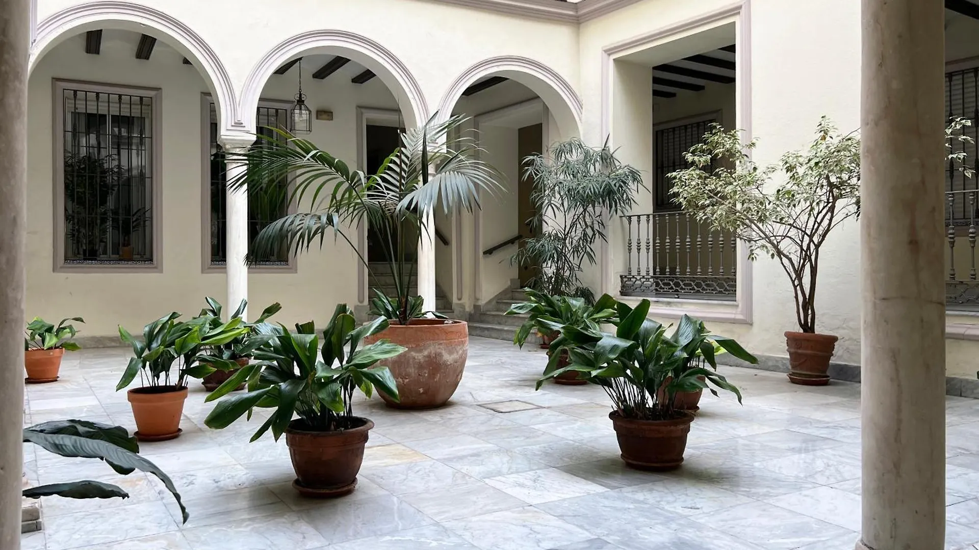아파트 Estudio Suite San Vicente - Aloha Sevilla