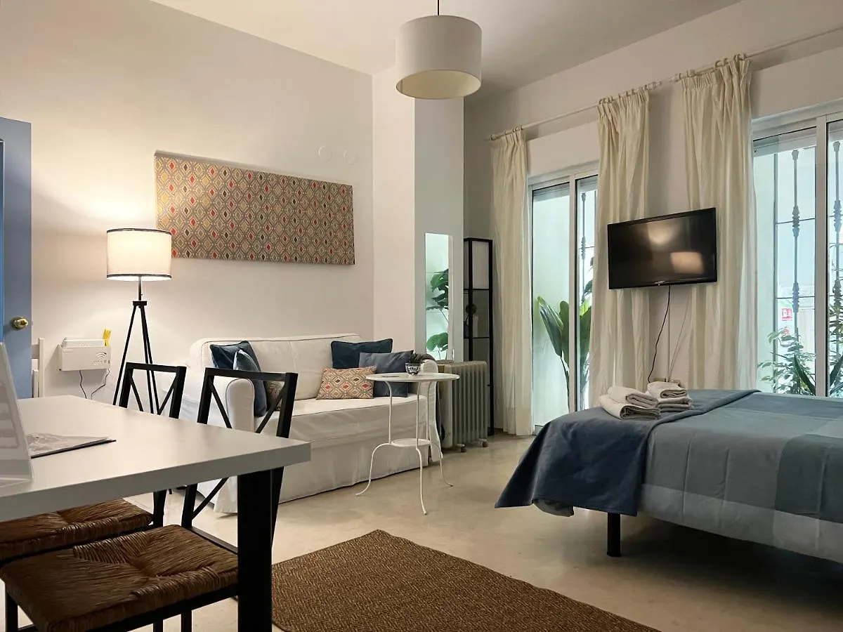 Estudio Suite San Vicente - Aloha Sevilla location
