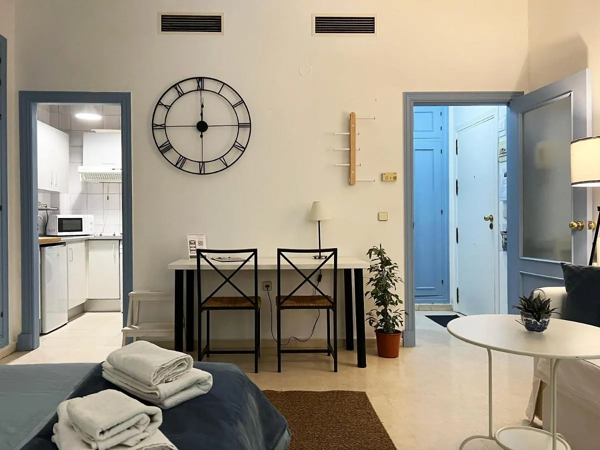 Estudio Suite San Vicente - Aloha Sevilla Seville