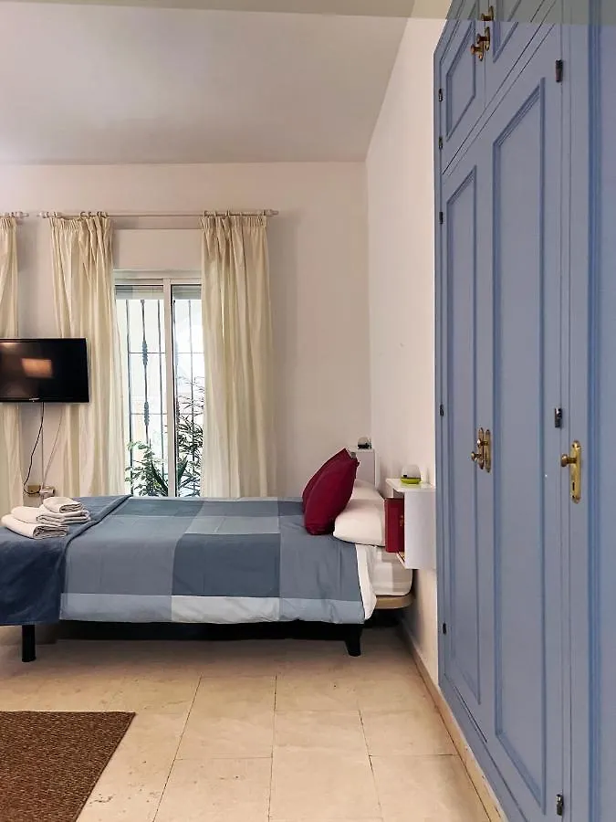Estudio Calle San Vicente Siviglia